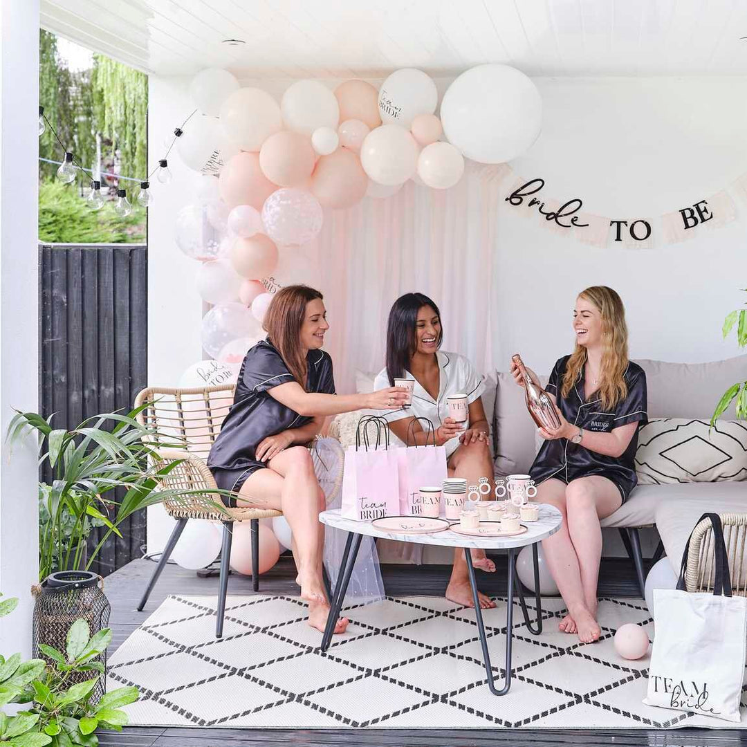 Team Bride Hen Party Bags - Pink & Black Gift Bags - Hen Do Paper Party Bags - Bachelorette Favor Bags - Gifts For Hens - Pack of 5