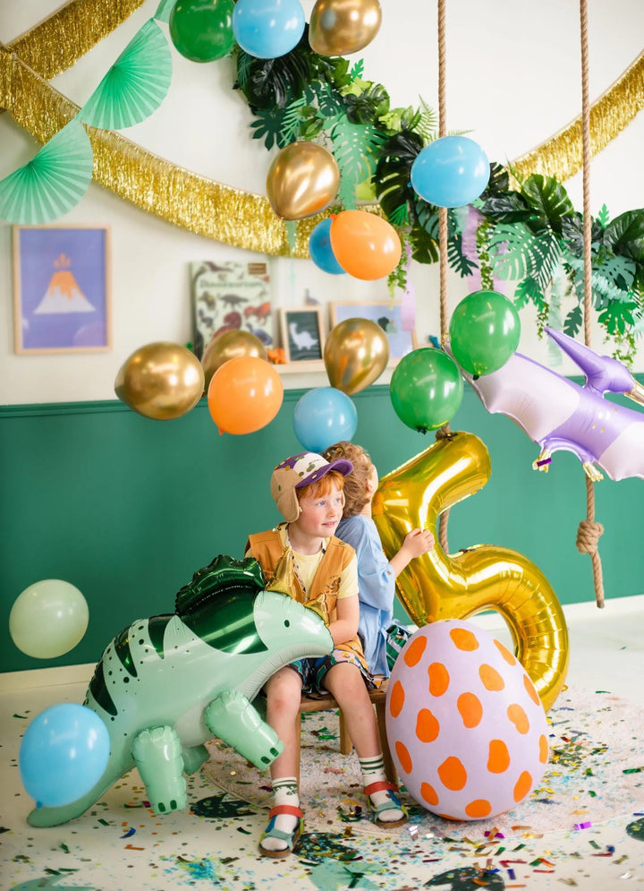 10 x Emerald Green 12" Strong Round Latex Balloons - Green Matt Finish - Dinosaur Birthday Party Balloons - Football Pitch Balloons - Jolie Fete UK