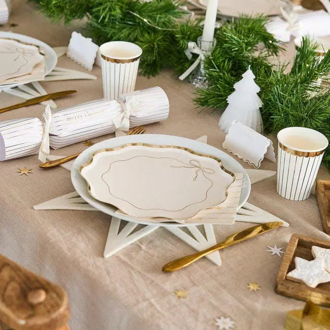 White Felt Star Christmas Placemats - Star Shaped Table Mats - Festive Table Decor - Christmas Table Setting - Xmas Dinner - Pack of 4 - Jolie Fete UK