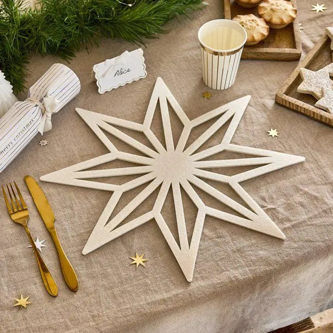 White Felt Star Christmas Placemats - Star Shaped Table Mats - Festive Table Decor - Christmas Table Setting - Xmas Dinner - Pack of 4 - Jolie Fete UK