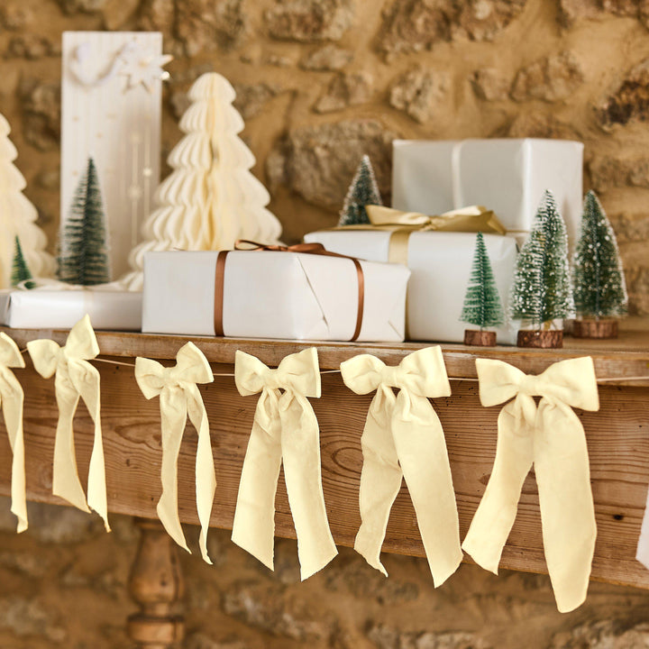 Cream Velvet Bow Garland - 2m Christmas Decoration - Festive Cream Bows for Wall, Door, Fireplace - Xmas Mantel Garland-Holiday Party Decor - Jolie Fete UK