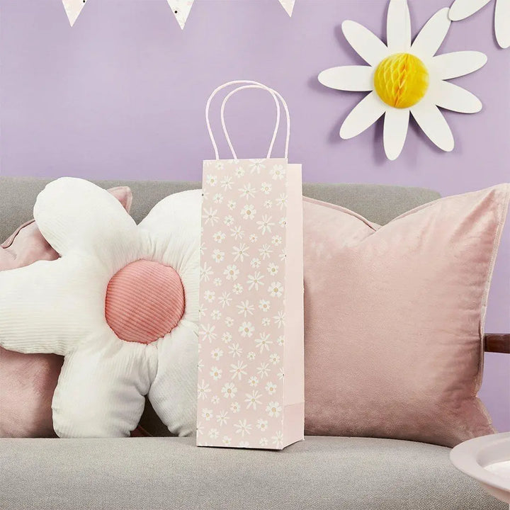 Daisy Honeycomb Hanging Decorations - 3D Floral Party Decor - Daisy Theme Hen Party, Baby Shower & Garden Birthday Decorations - Pack of 3 - Jolie Fete UK