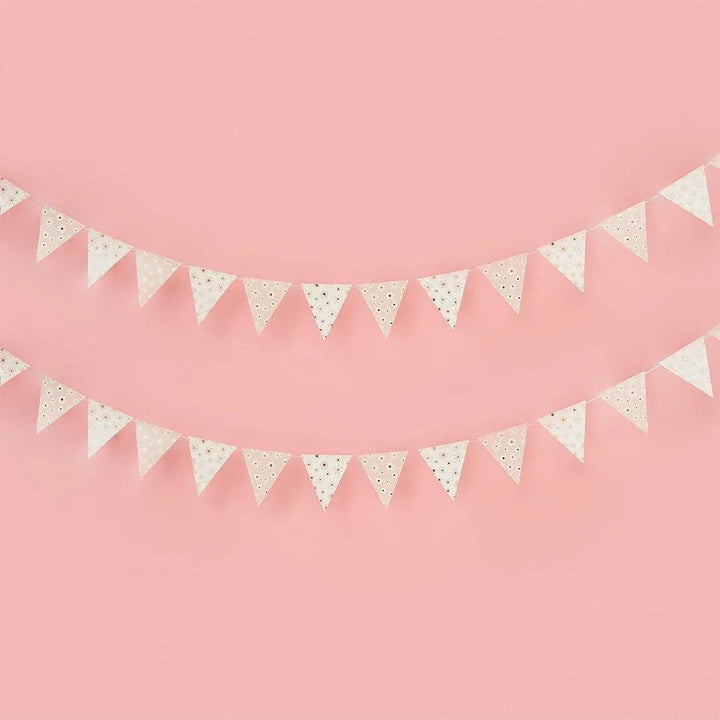 Daisy Pink Floral Bunting - 5m Garden Party Banner - Hen Party And Baby Shower Decorations - Pink & White Ditsy Daisy Pennant Garland - Jolie Fete UK