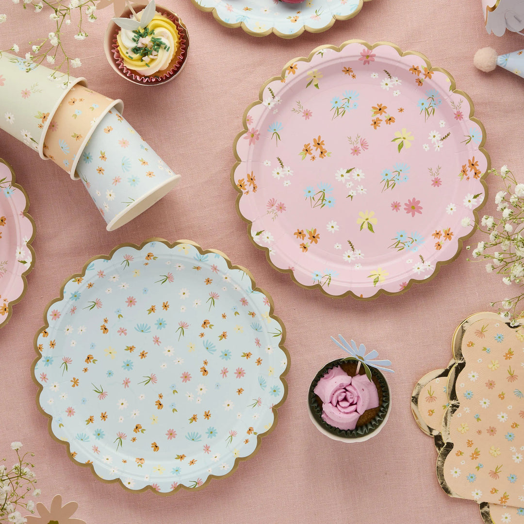 Floral Paper Plates - Vintage Afternoon Tea Decorations - Pastel Flower Tea Party Tableware - Hen Party & Baby Shower Plates - Pack Of 8 - Jolie Fete UK
