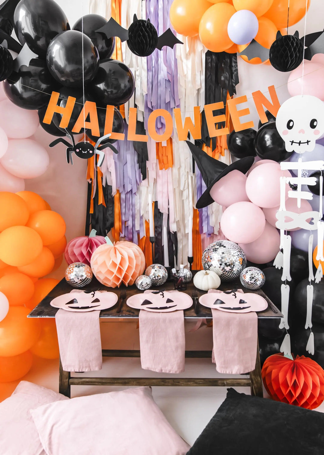 Halloween Bat Decoration - Black Honeycomb Bat - Hanging Halloween Bats - Halloween Decorations - Cute Halloween - Kids Halloween Party - Jolie Fete UK