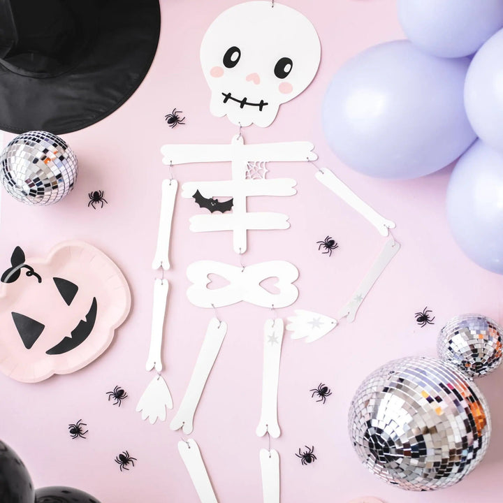 Hanging Skeleton - Long White Paper Hanging Skeleton - Halloween Decoration - Cute Halloween - Kids Halloween Party - DIY Halloween - Jolie Fete UK