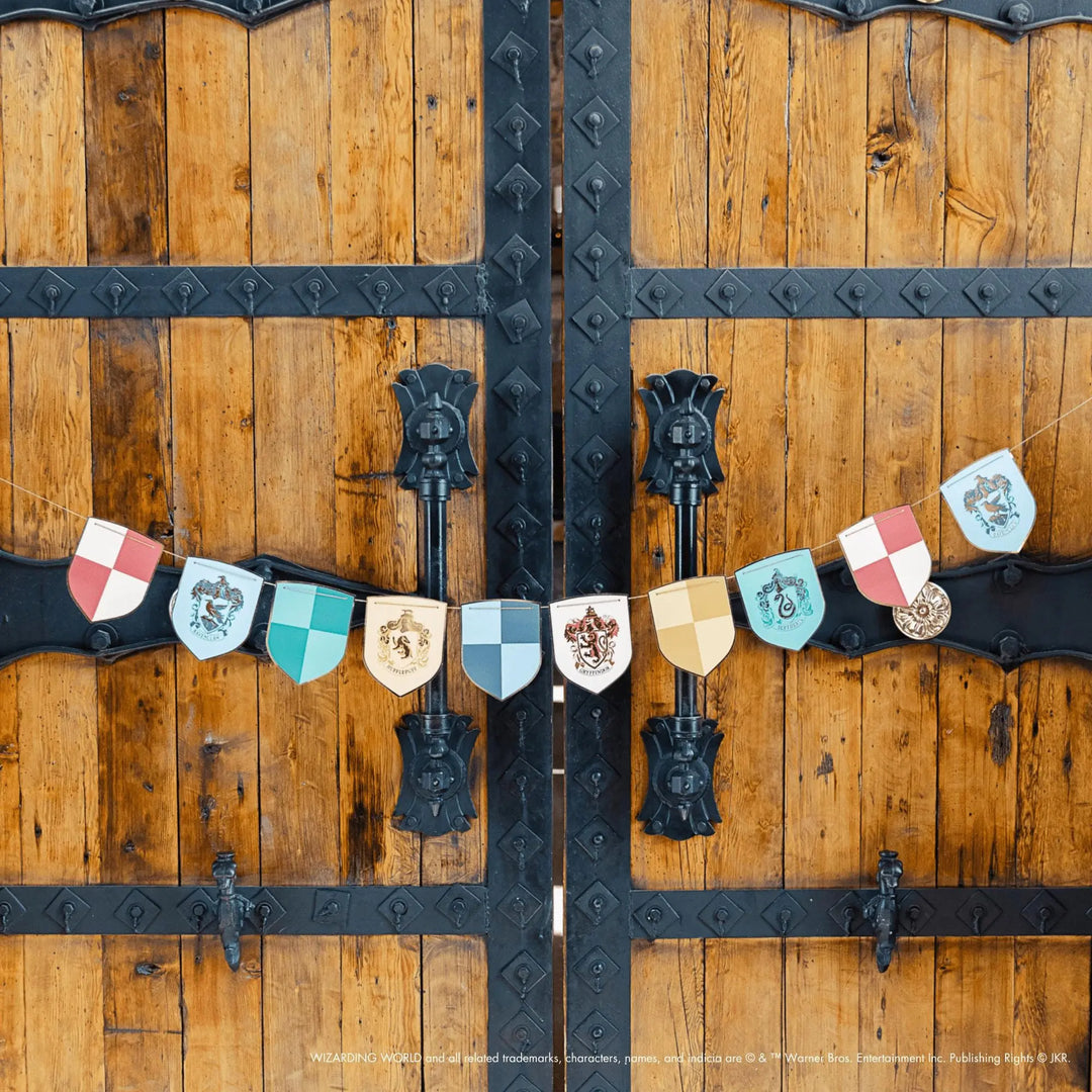 Harry Potter Party Banner - Officially Licensed Hogwarts House Pride Bunting Decoration - Gryffindor Slytherin Ravenclaw Hufflepuff - Jolie Fete UK