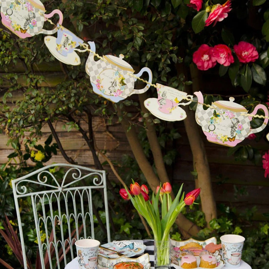 Alice in Wonderland Teapot Bunting - Mad Hatter's Tea Party - Birthday Party Garland - Wedding Decor - Afternoon Tea Party Decorations - Jolie Fete UK