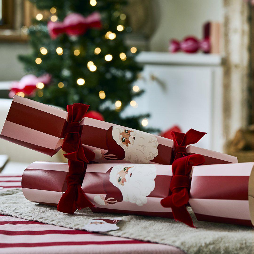 DIY Christmas Cracker Set - Pink & Red Santa Cracker Set - Vintage Christmas Party -Christmas Decorations - Retro Holiday Decor - Pack Of 6 - Jolie Fete UK