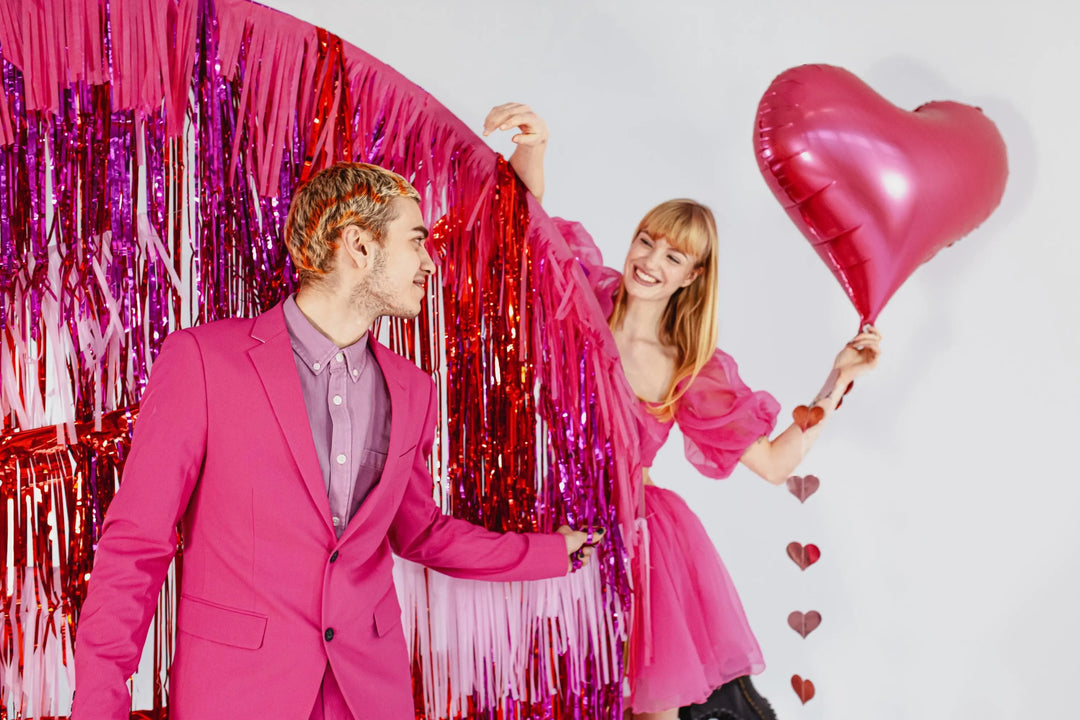 Red Foil Party Curtain 0.9 x 2.5m - Shimmer Fringe Backdrop - Birthday Party Decorations - Photo Booth Prop - Red Backdrop - Circus Party - Jolie Fete UK