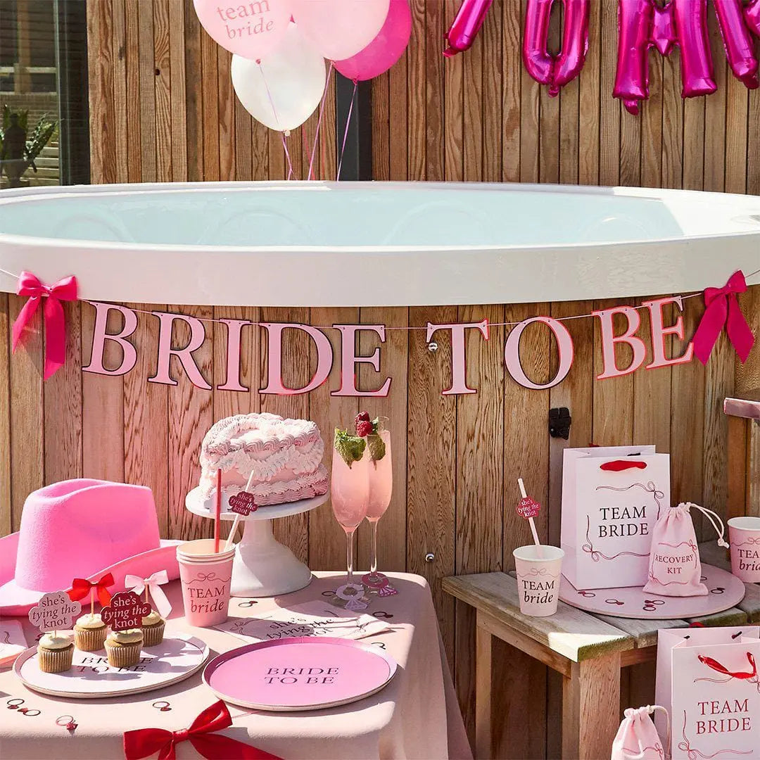 Pink and Red Team Bride Balloons - Future Mrs Hen Party Decor - 12 Inch Balloon Bundle - Coquette Hen Do & Bachelorette - Pack of 5 - Jolie Fete UK