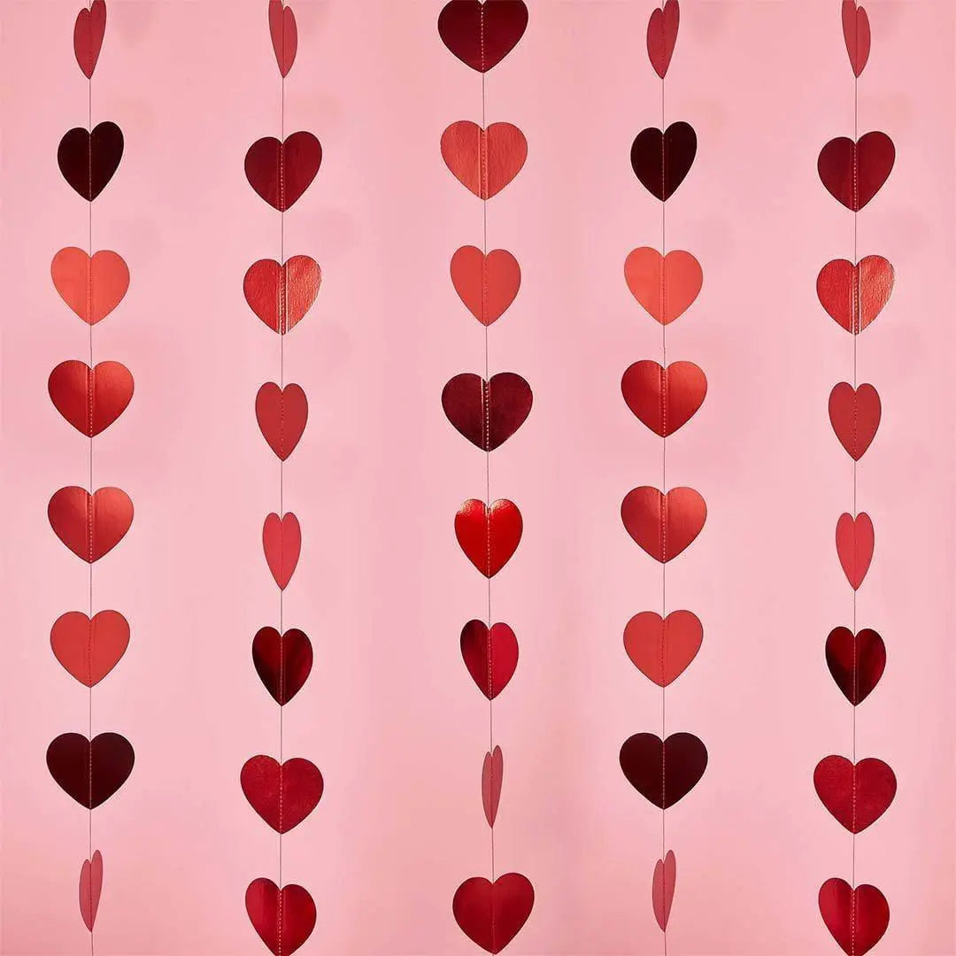 Red Trailing Hearts Hanging Decoration - Heart Garland - Valentine’s Day Decor - Vertical Heart Streamers - Romantic Wedding Backdrop - 4m - Jolie Fete UK