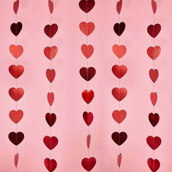 Red Trailing Hearts Hanging Decoration - Heart Garland - Valentine’s Day Decor - Vertical Heart Streamers - Romantic Wedding Backdrop - 4m - Jolie Fete UK