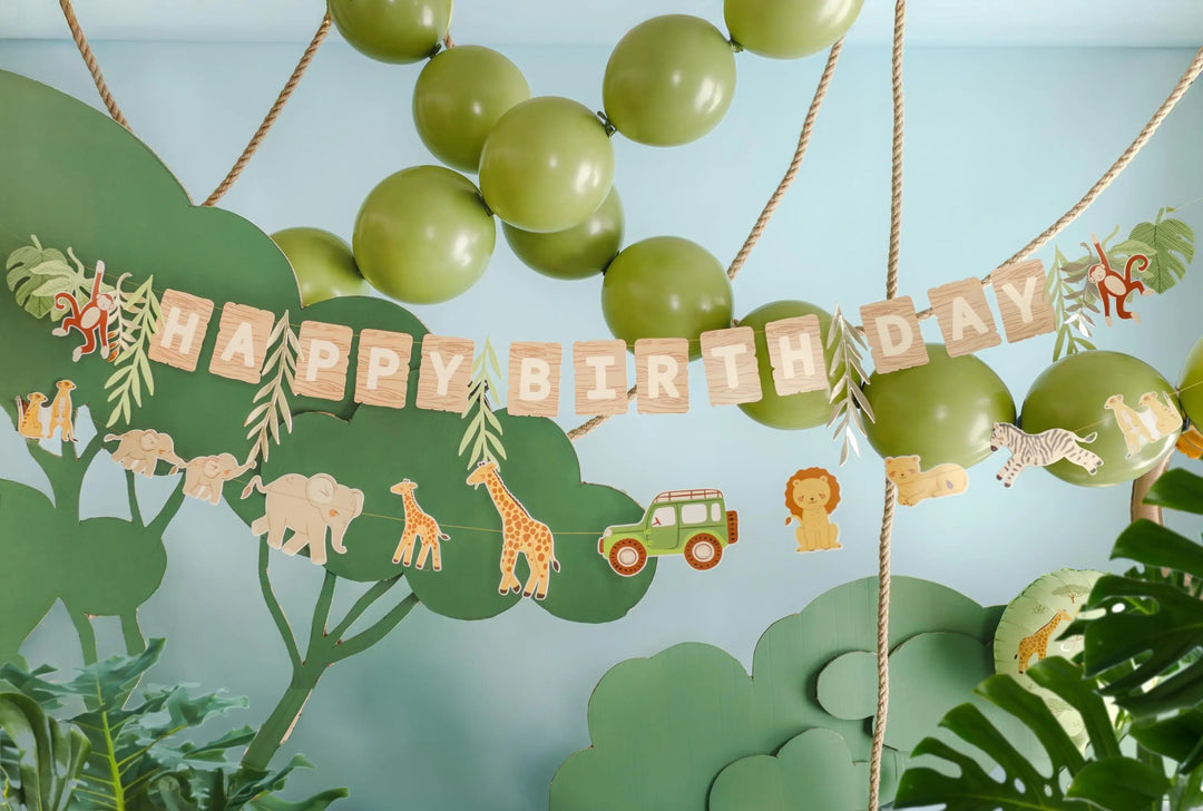 Safari Animal Banner - Happy Birthday Garland - Jungle Party Bunting - First Birthday Decor - Wild One Decoration - Kids Birthday Party - Jolie Fete UK
