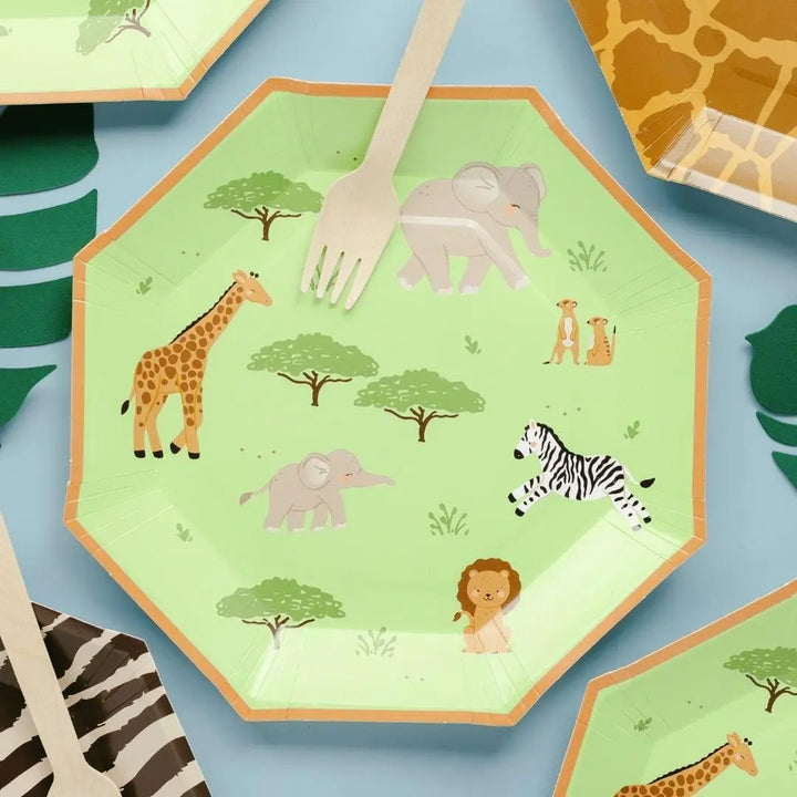Safari Paper Plates - Kids Jungle Party Decorations - Green Octagonal Safari Animals Plates for Birthday - Wild One Tableware - Pack Of 8 - Jolie Fete UK