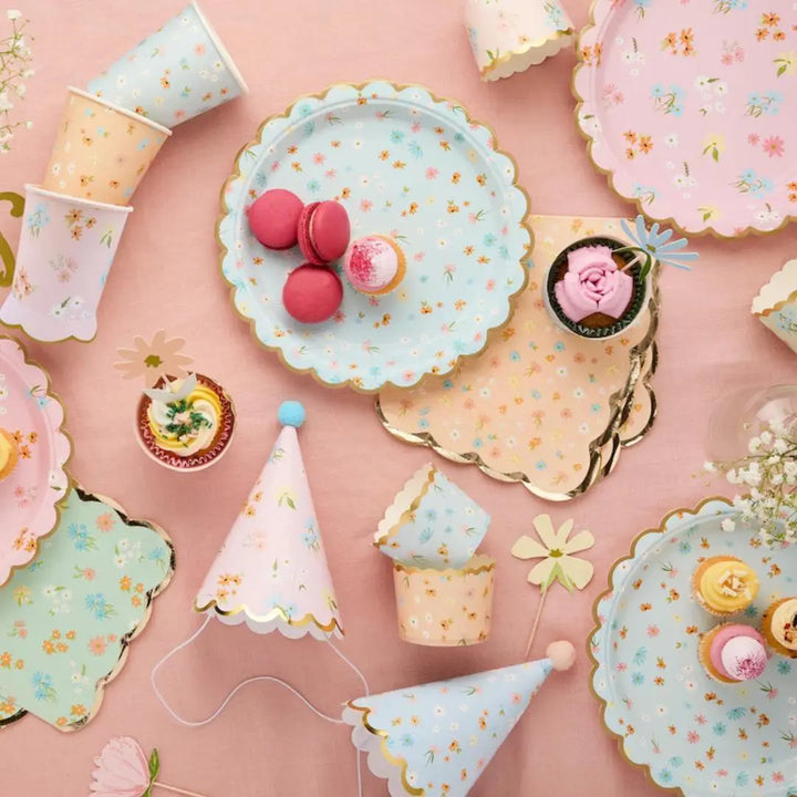Tea Party Honeycomb Decorations - 2 Pack Teapot & Teacup Centrepieces - Floral Garden Party Decor - Vintage Hen Party And Baby Shower Props - Jolie Fete UK