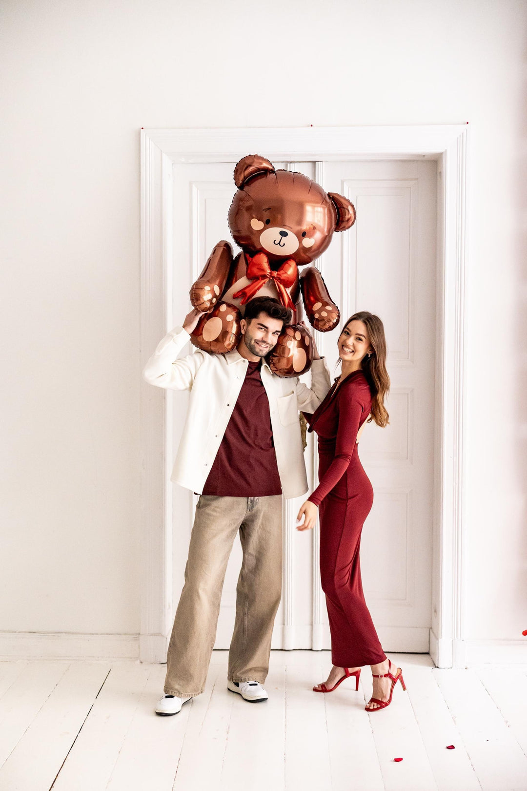 Teddy Bear Foil Balloon - 1st Birthday Air Fill Balloon - Large Sitting 3D Bear Prop - We Can Bearly Wait Baby Shower Decor - No Helium - Jolie Fete UK