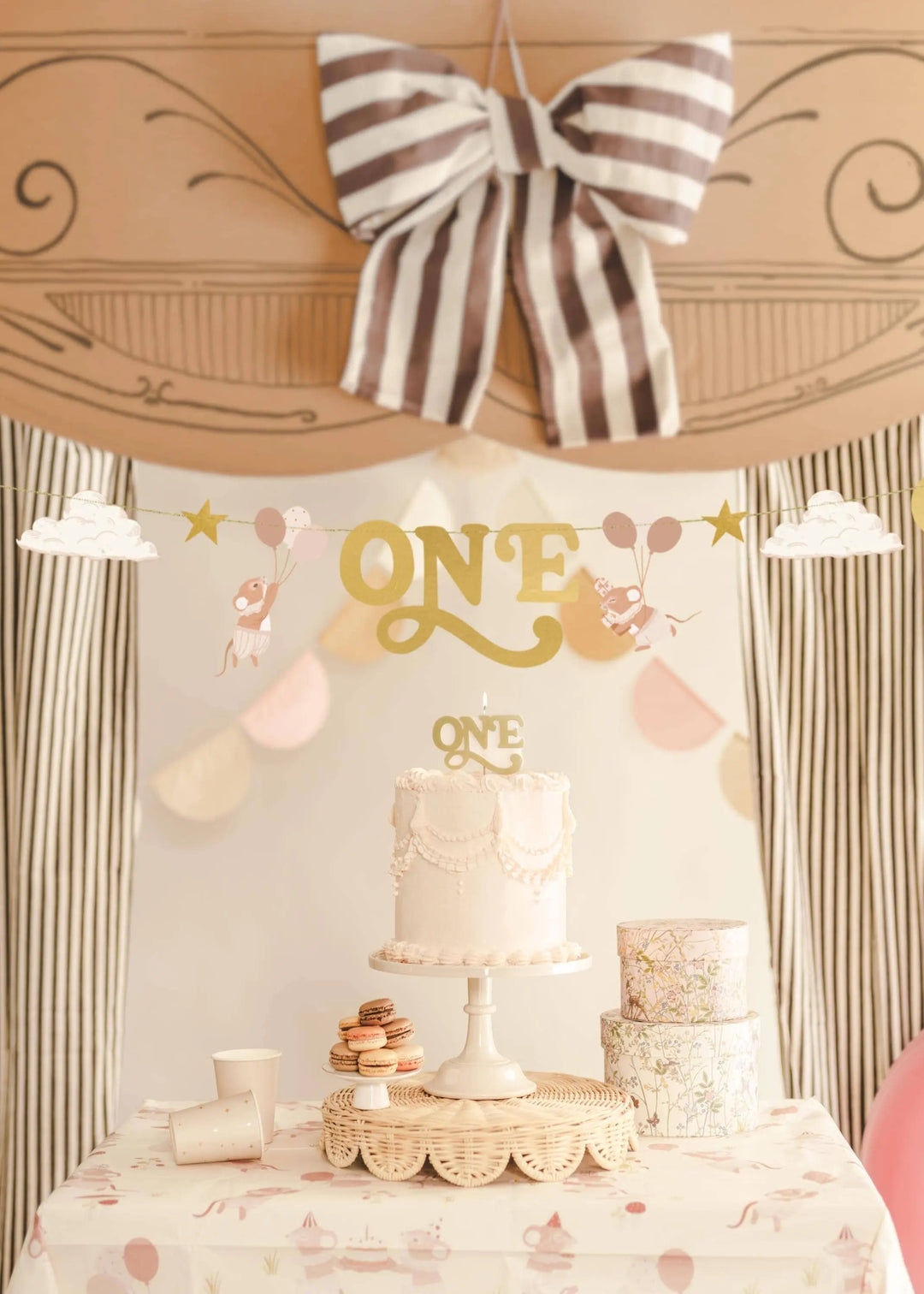 Tissue Paper Garland - Neutral, Cream and Blush Bunting - Baby Shower Bunting - 1st Birthday Garland - Beige Party Decorations - 3m - Jolie Fete UK