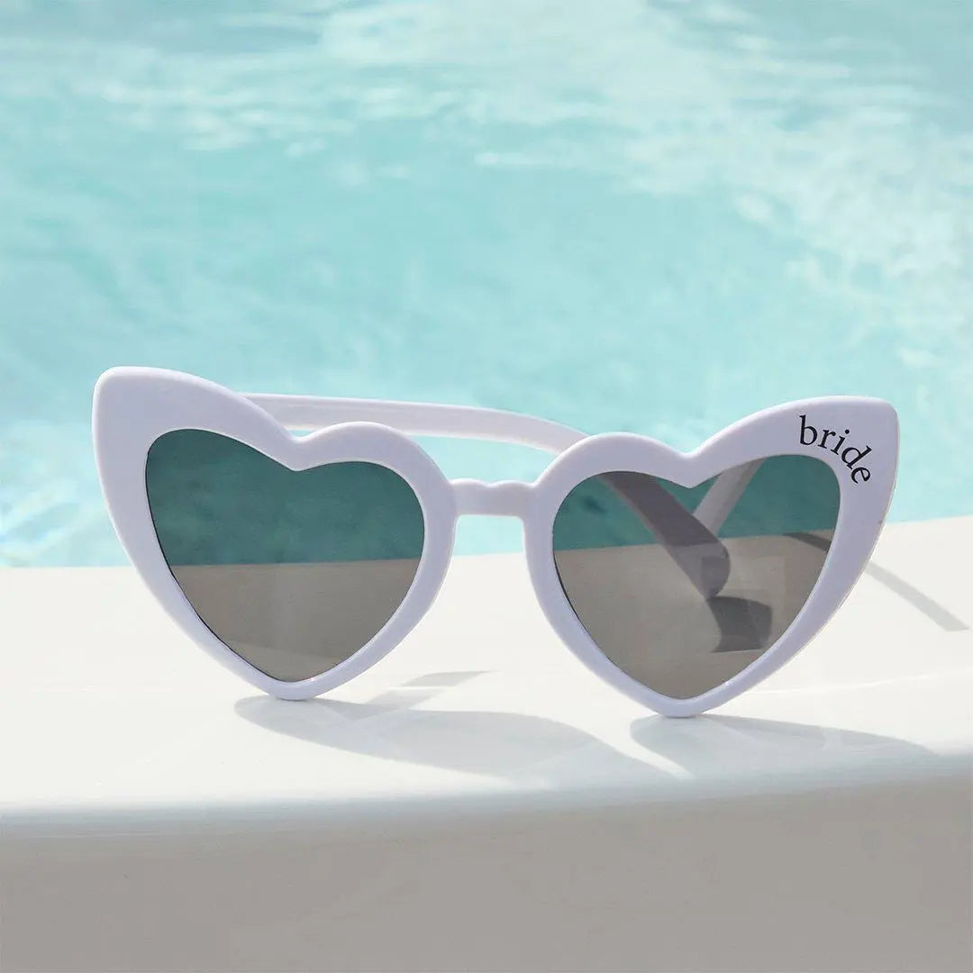White Bride Heart Sunglasses - Hen Party Bride To Be Accessories - She’s Tying The Knot Wedding Eyewear - Single Pair Bridal Sunglasses - Jolie Fete UK