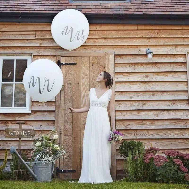 Giant Mr and Mrs balloons - Huge white Mr and Mrs wedding balloons - Wedding decorations - Rustic country wedding balloons - Pack of 2