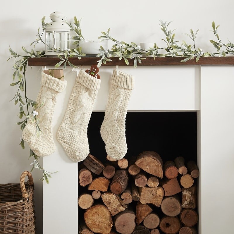 Mistletoe Garland - Christmas Decorations - Rustic Christmas - Christmas Foliage - Fireplace Decor - Winter Wedding - 1 x 1.5m