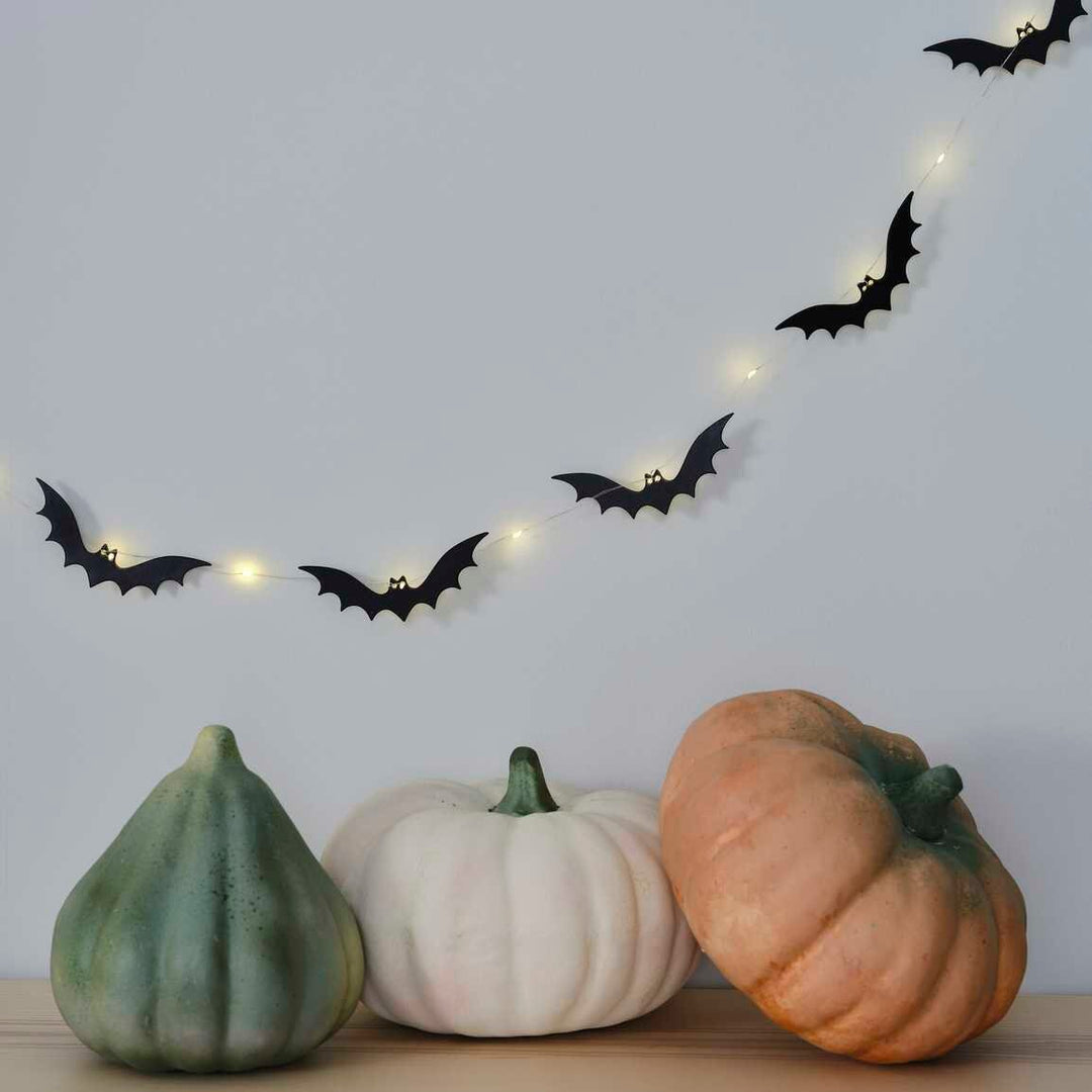 Bat Halloween Bunting - Black Bat Wooden Halloween Garland With Light Up Eyes - Halloween Party Decorations - Halloween Home Decor -Reusable