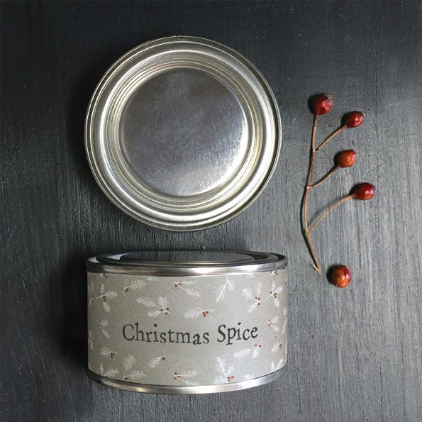 Christmas Candle - Christmas Gift Candle In Tin - Christmas Spice - Decorations - Xmas Present - Christmas Spices - East Of India Gifts